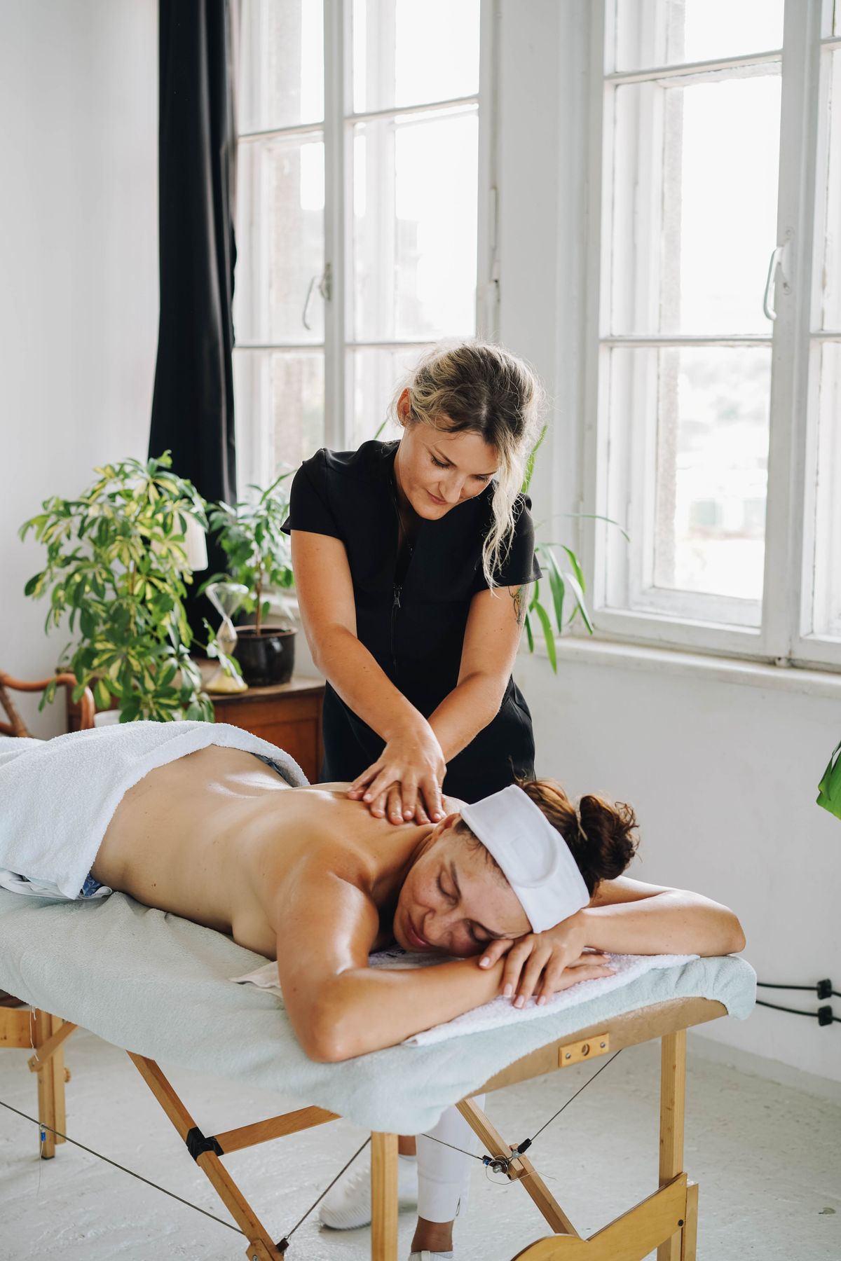 Corporate Wellness and Condo Massage Events in St. Pete: What to Know